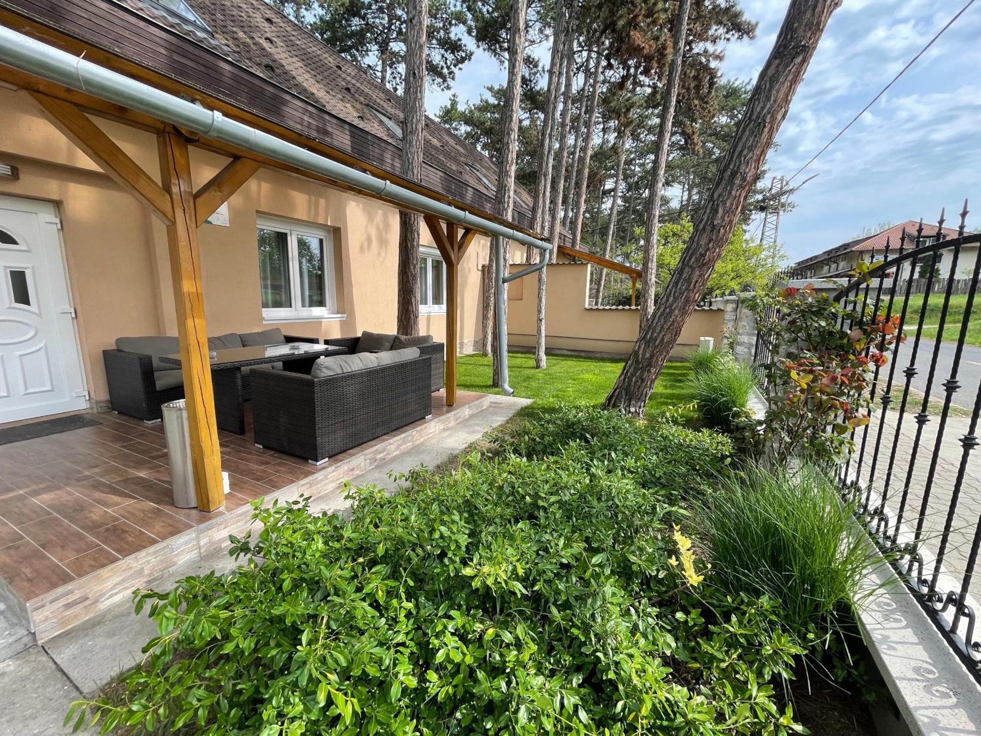 Gratisz Apartman Siofok Exterior photo